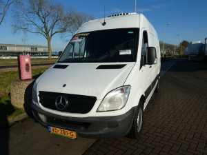 MERCEDES-BENZ - SPRINTER 313 CDI
