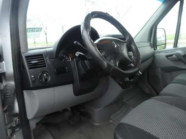MERCEDES-BENZ - SPRINTER 318 CDI