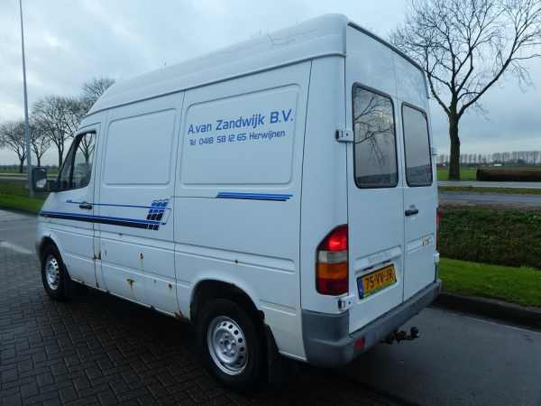 MERCEDES-BENZ - SPRINTER 208 CDI