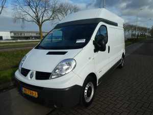 RENAULT - TRAFIC 2.0 DCI