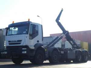 IVECO - AD380T45 TRAKKER