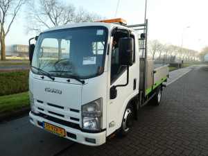 ISUZU - NLR 85