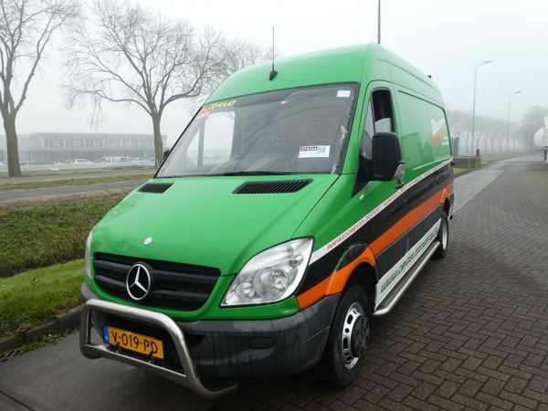 MERCEDES-BENZ - SPRINTER 516 CDI