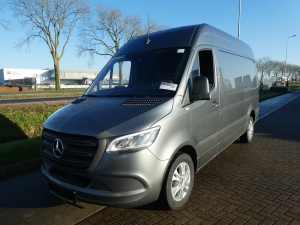 MERCEDES-BENZ - SPRINTER 319 CDI
