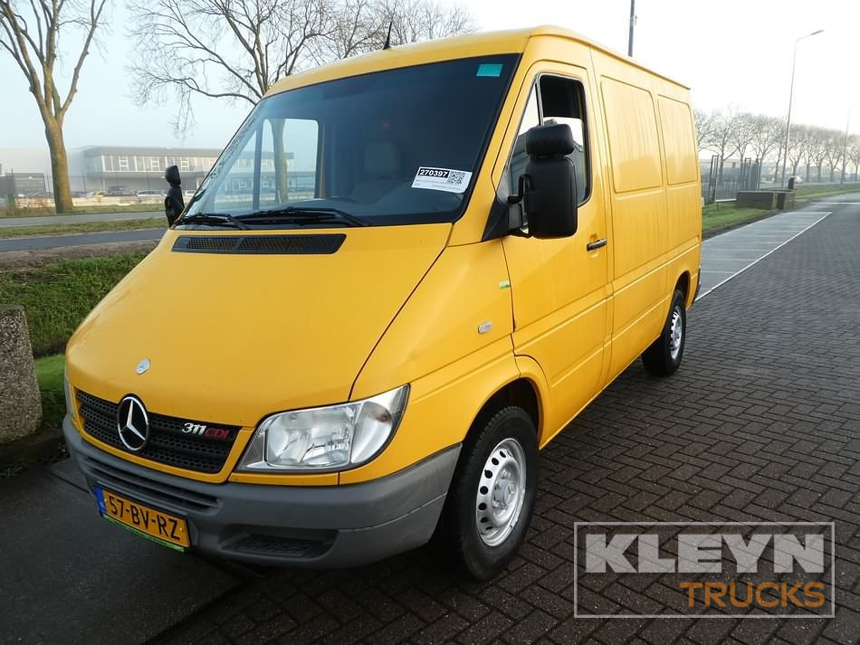 mercedes benz sprinter 311