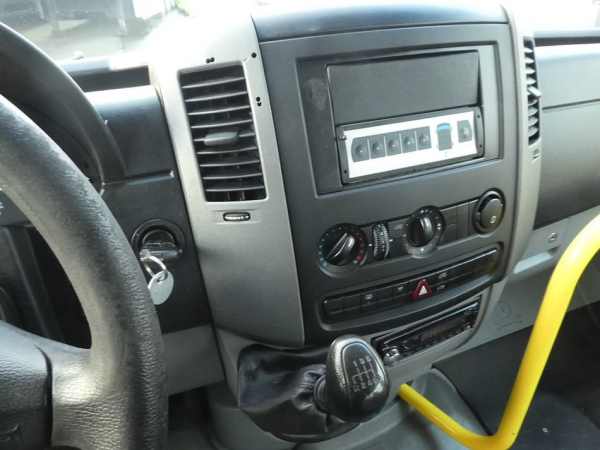 MERCEDES-BENZ - SPRINTER 311 CDI