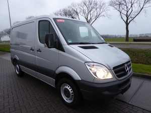 MERCEDES-BENZ - SPRINTER 210