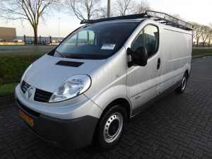 RENAULT - TRAFIC 2.0 DCI