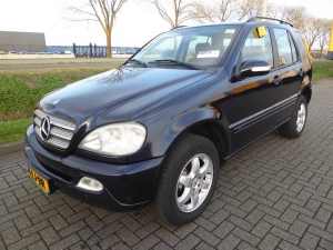 MERCEDES-BENZ - ML 270 AUTOMAAT
