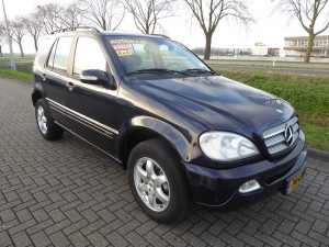 MERCEDES-BENZ - ML 270 AUTOMAAT