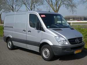 MERCEDES-BENZ - SPRINTER 210