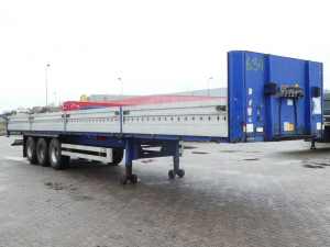 VAN HOOL - OPEN WITH SIDEBOARDS