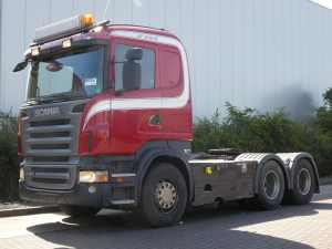 SCANIA - R560