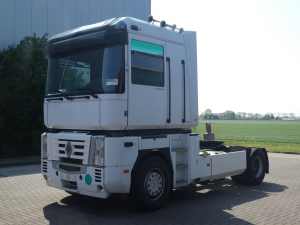 RENAULT - MAGNUM 440