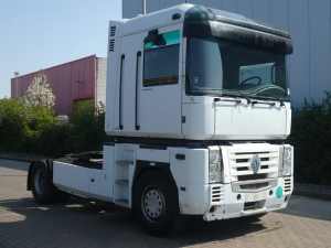 RENAULT - MAGNUM 440