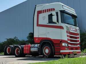 SCANIA - S520
