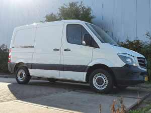 MERCEDES-BENZ - SPRINTER 210