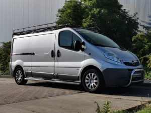 OPEL - VIVARO 2.5