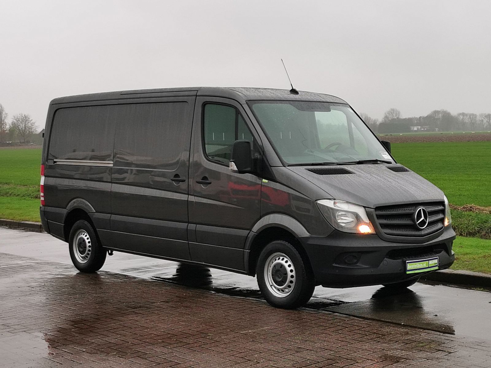 MERCEDES-BENZ SPRINTER 214 - Kleyn Vans