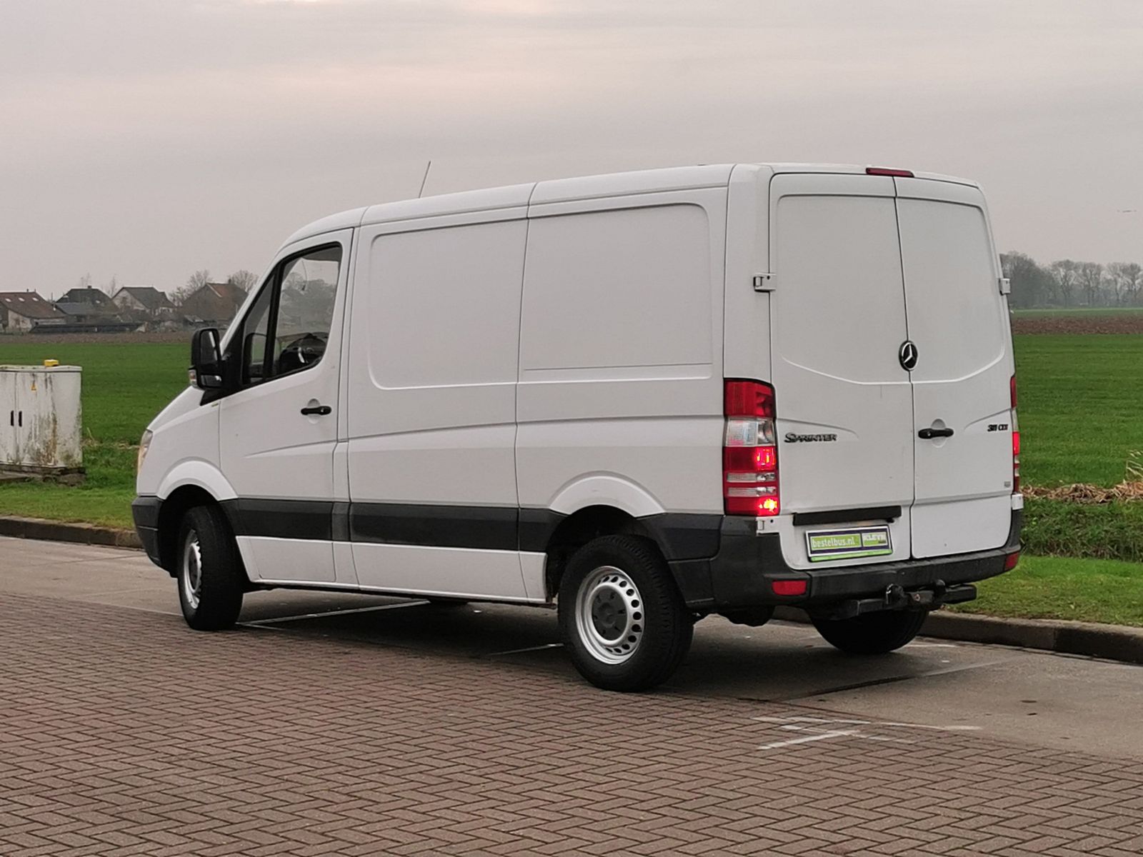 MERCEDES-BENZ SPRINTER 311 - Bestelbus