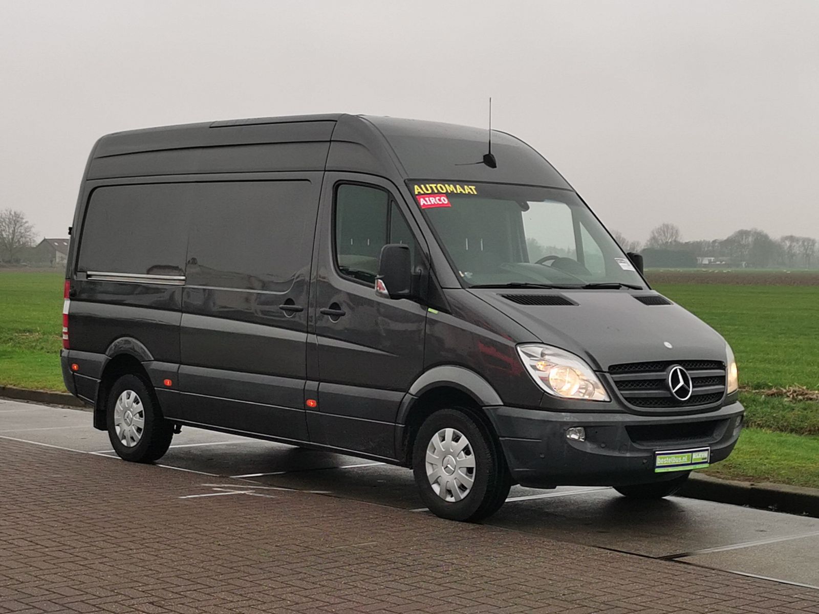 MERCEDES-BENZ SPRINTER 319 - Kleyn Vans