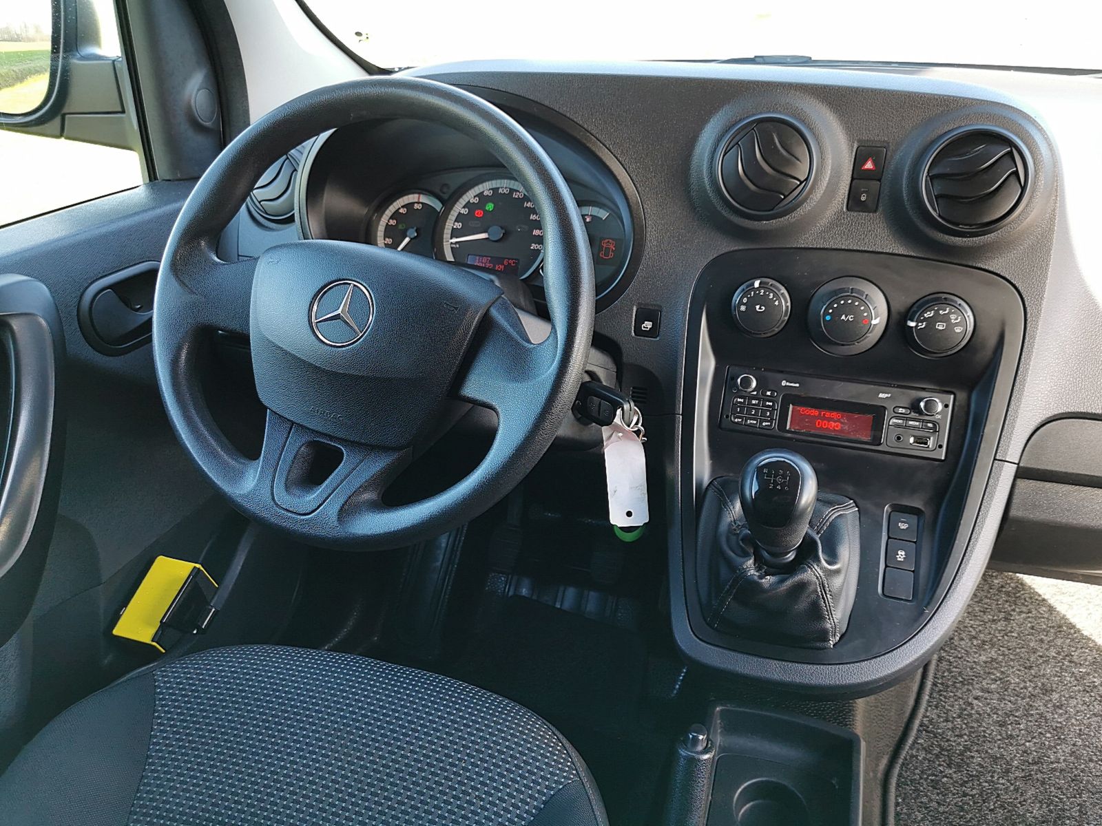 Mercedes-Benz Citan 1 поколение (W415) 2012 - 2021, Компактвэн