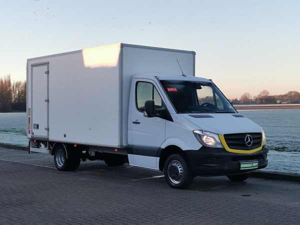 Mercedes Benz Sprinter Box van