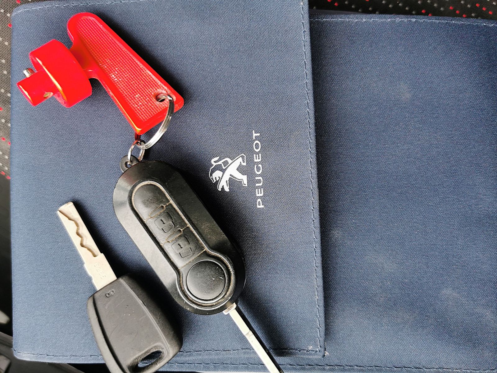 Schlüssel für Peugeot Boxer
