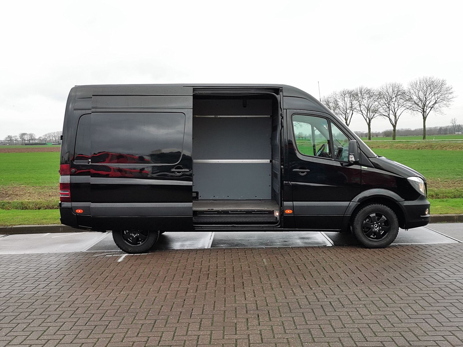 MERCEDESBENZ SPRINTER 216 Kleyn Vans