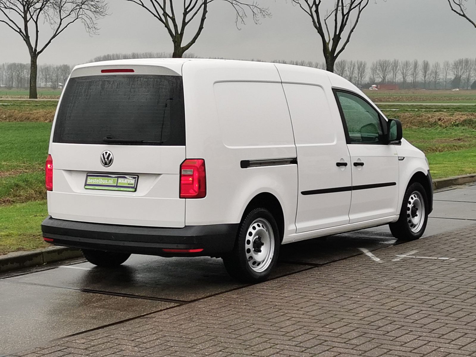 VOLKSWAGEN CADDY 2.0 - Bestelbus