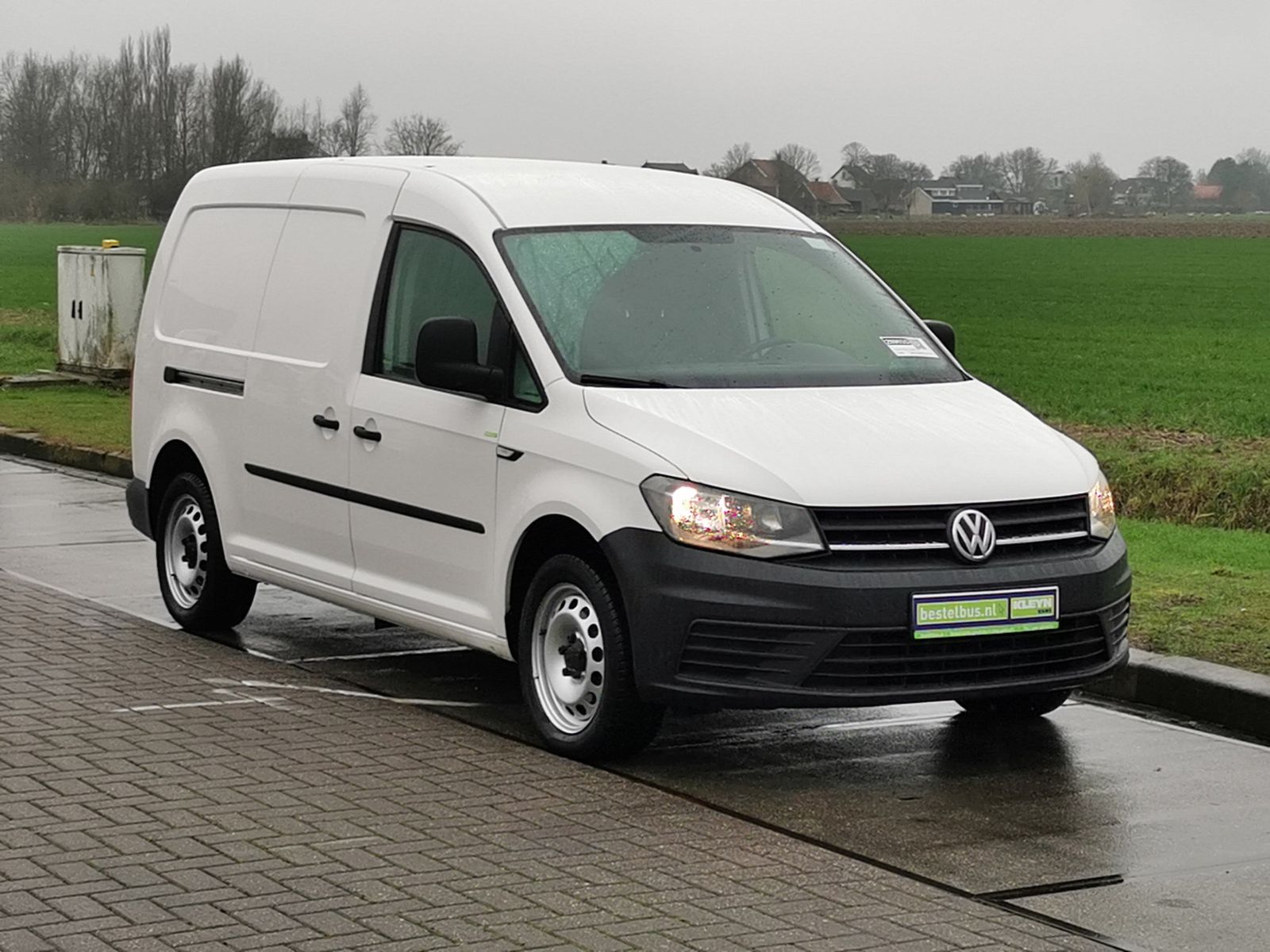 VOLKSWAGEN CADDY 2.0 - Bestelbus