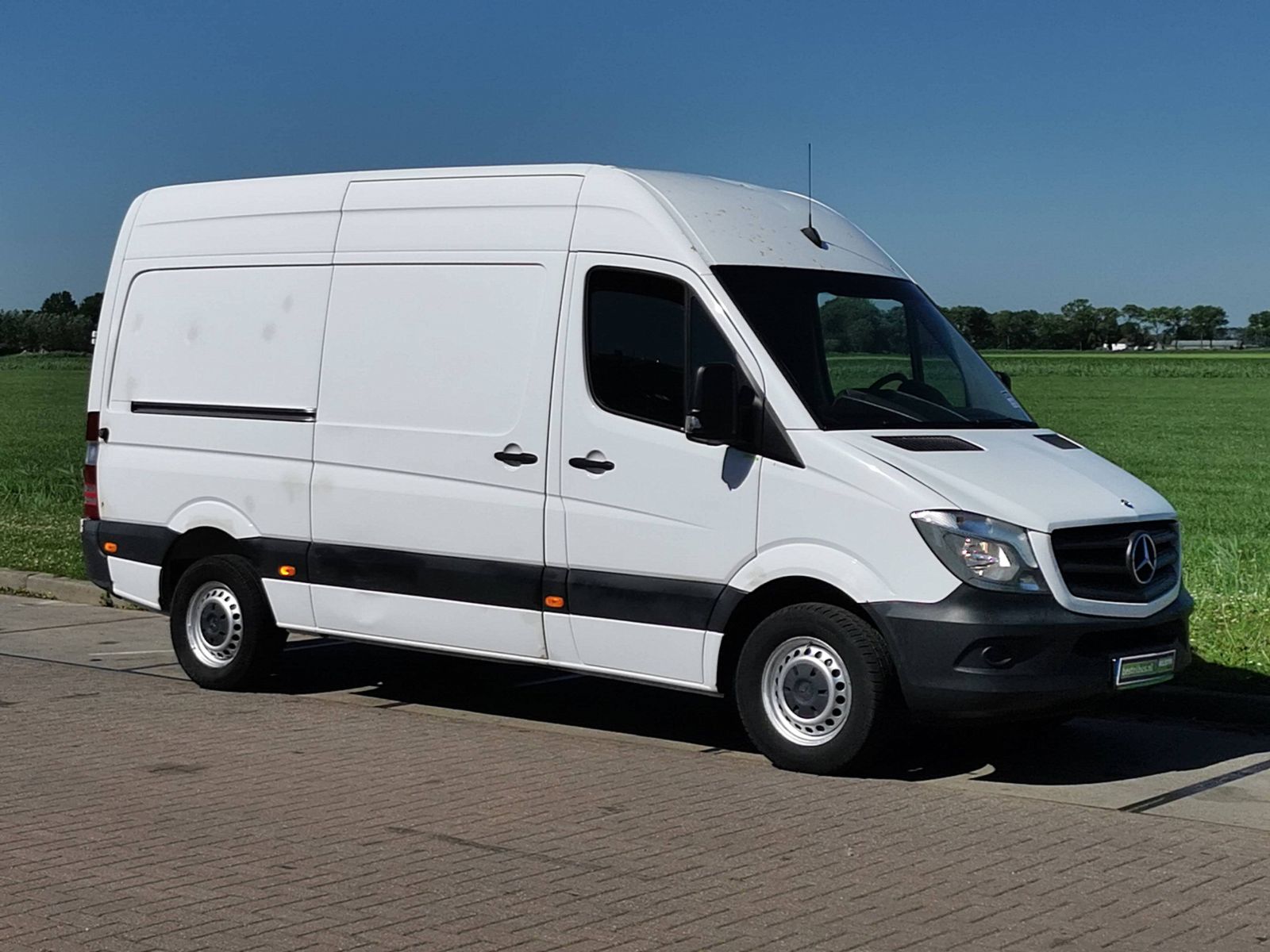 MERCEDESBENZ SPRINTER 216 Kleyn Vans
