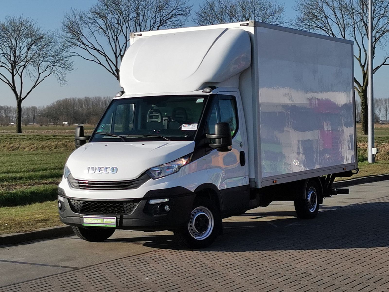 IVECO DAILY Camionette iveco-daily-camionette