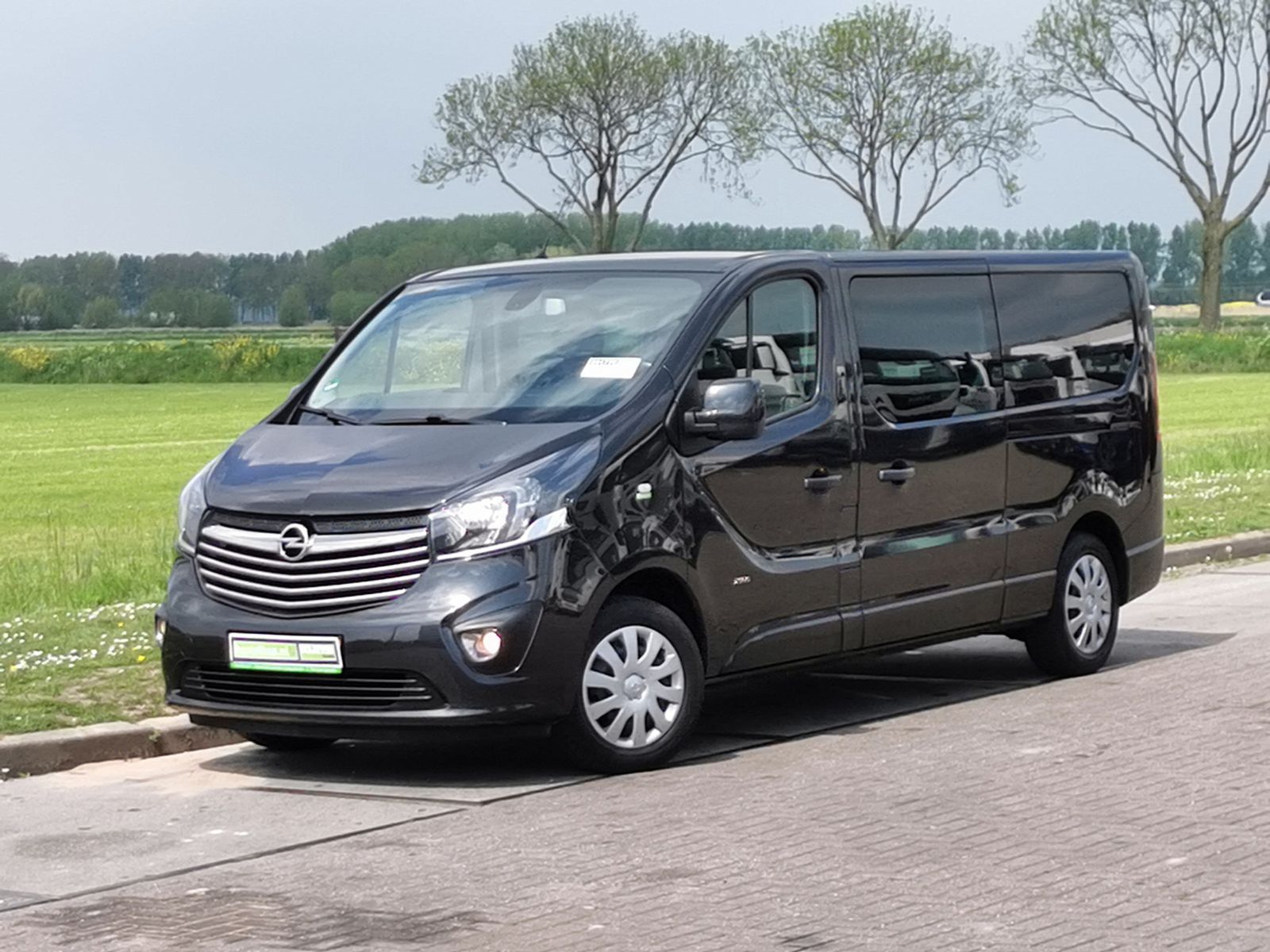 OPEL VIVARO 1.6 - Kleyn Vans