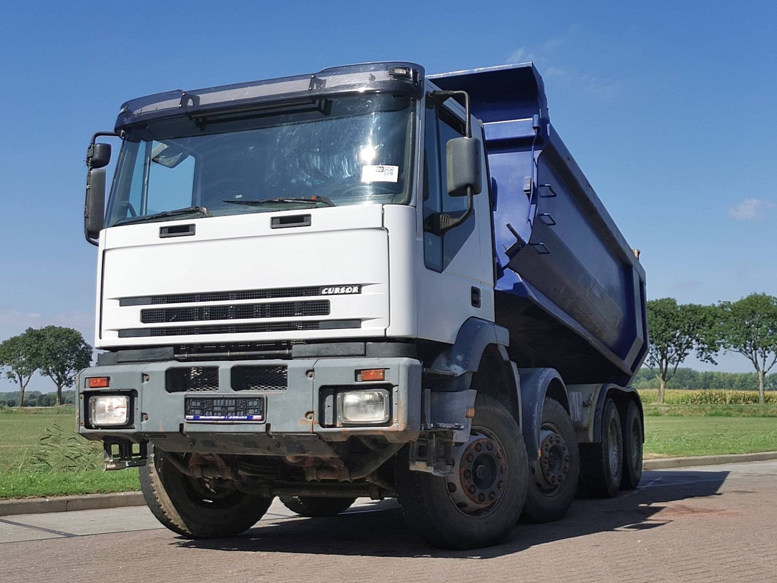 IVECO 260E35 EUROTRAKKER - Kleyn Trucks