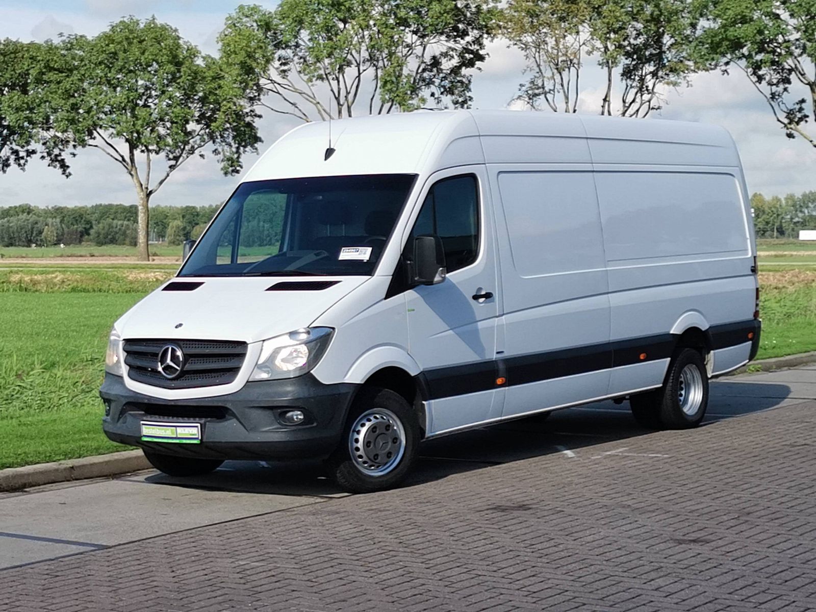 MERCEDES-BENZ SPRINTER 519 - Bestelbus