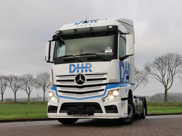 MERCEDES-BENZ - ACTROS 1845 LS