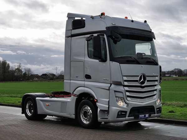 ⇒ Used Mercedes-benz Actros Mp4 Trucks for sale on  ⛟