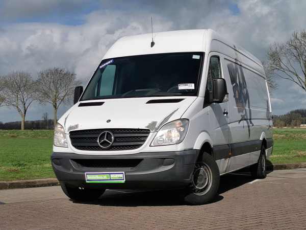MERCEDES-BENZ - SPRINTER 311