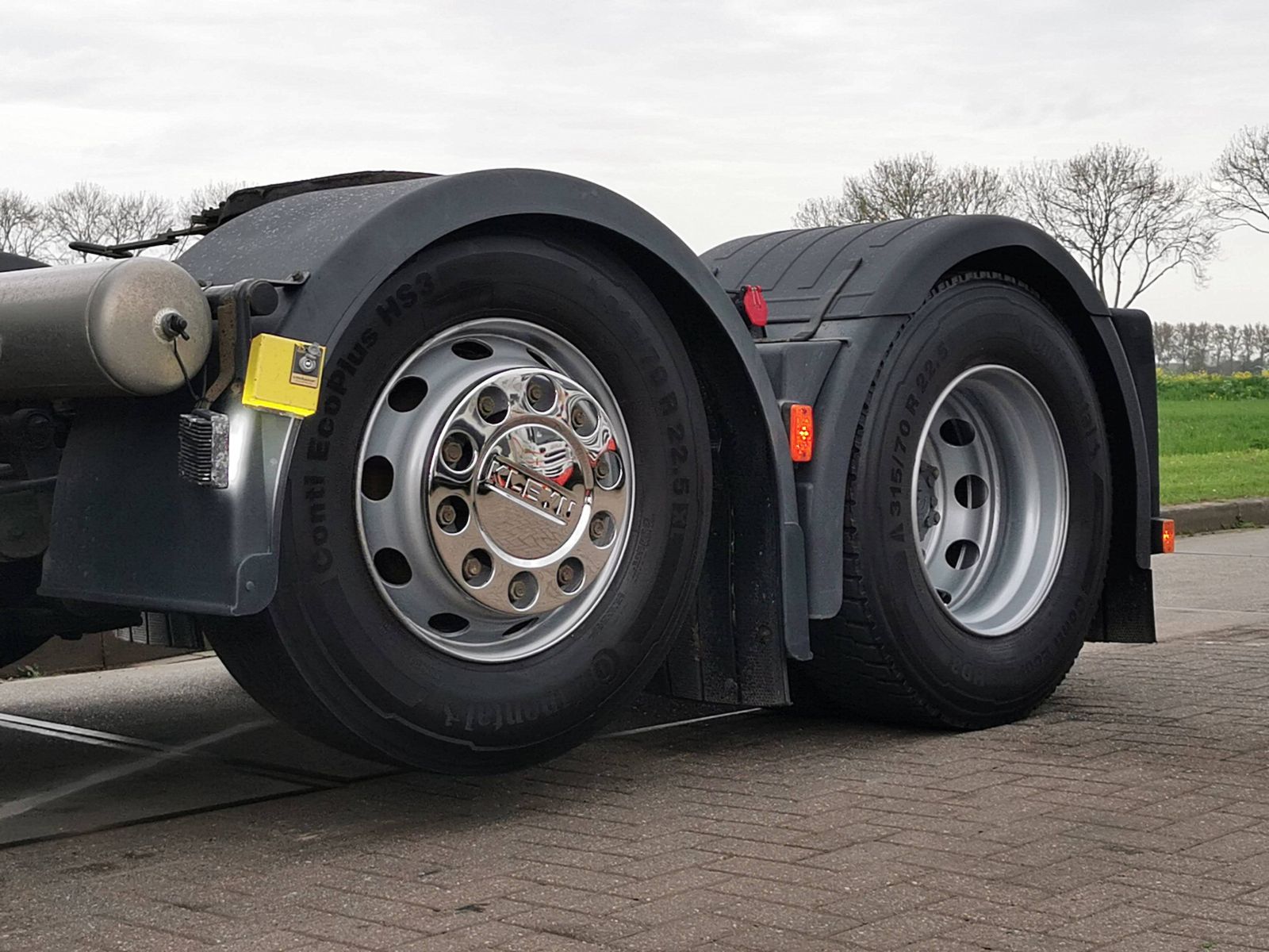 Miniature IVECO Stralis NP 4x2 Et Remorque Benne Basculante Fruehauf Transports Delmonico Dorel