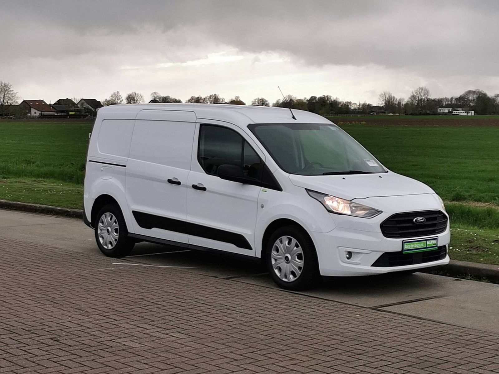 FORD TRANSIT CONNECT - Kleyn Vans