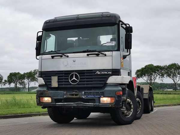 MERCEDES-BENZ - ACTROS 3235