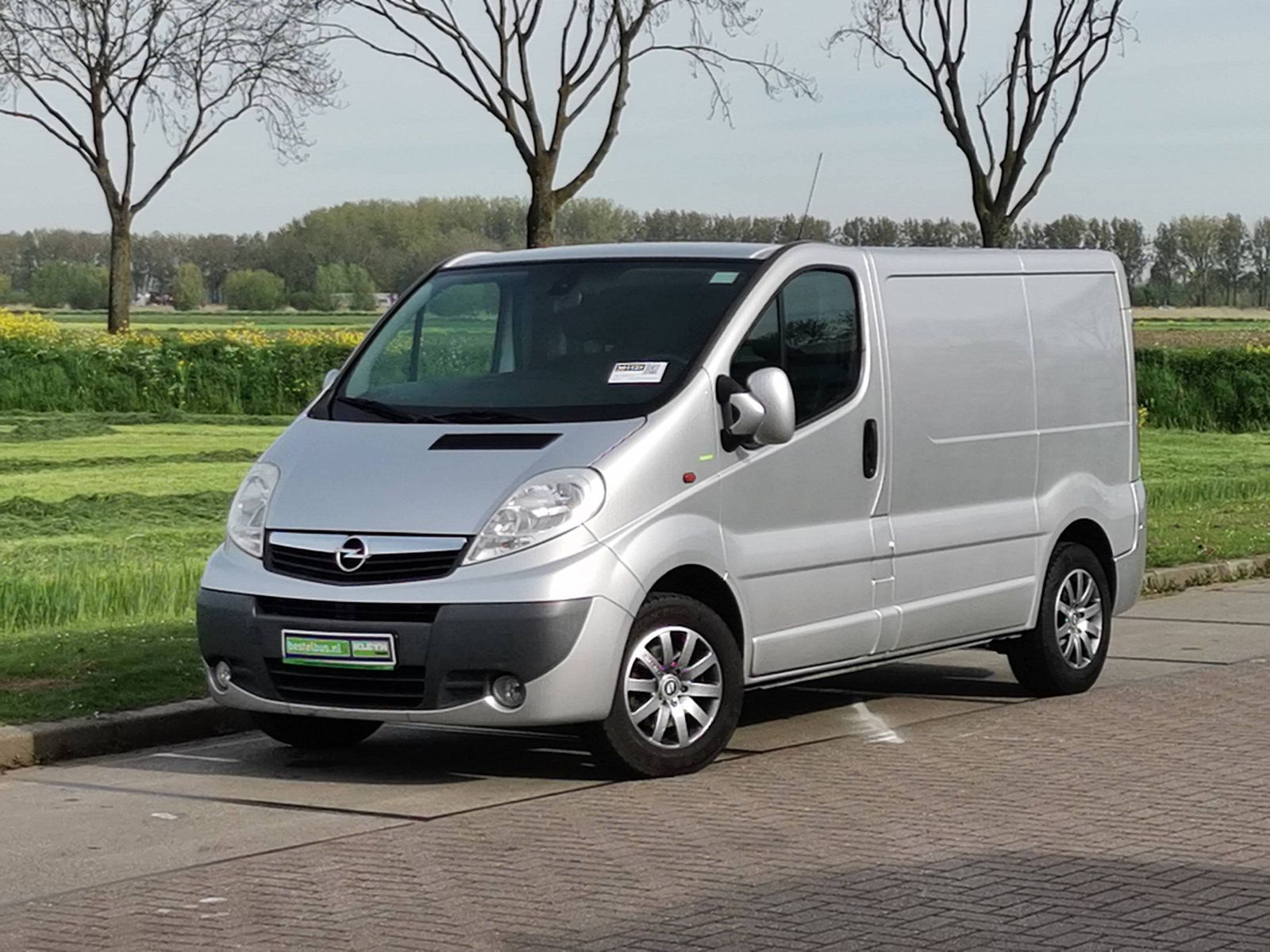 OPEL VIVARO 2.0 - Kleyn Vans
