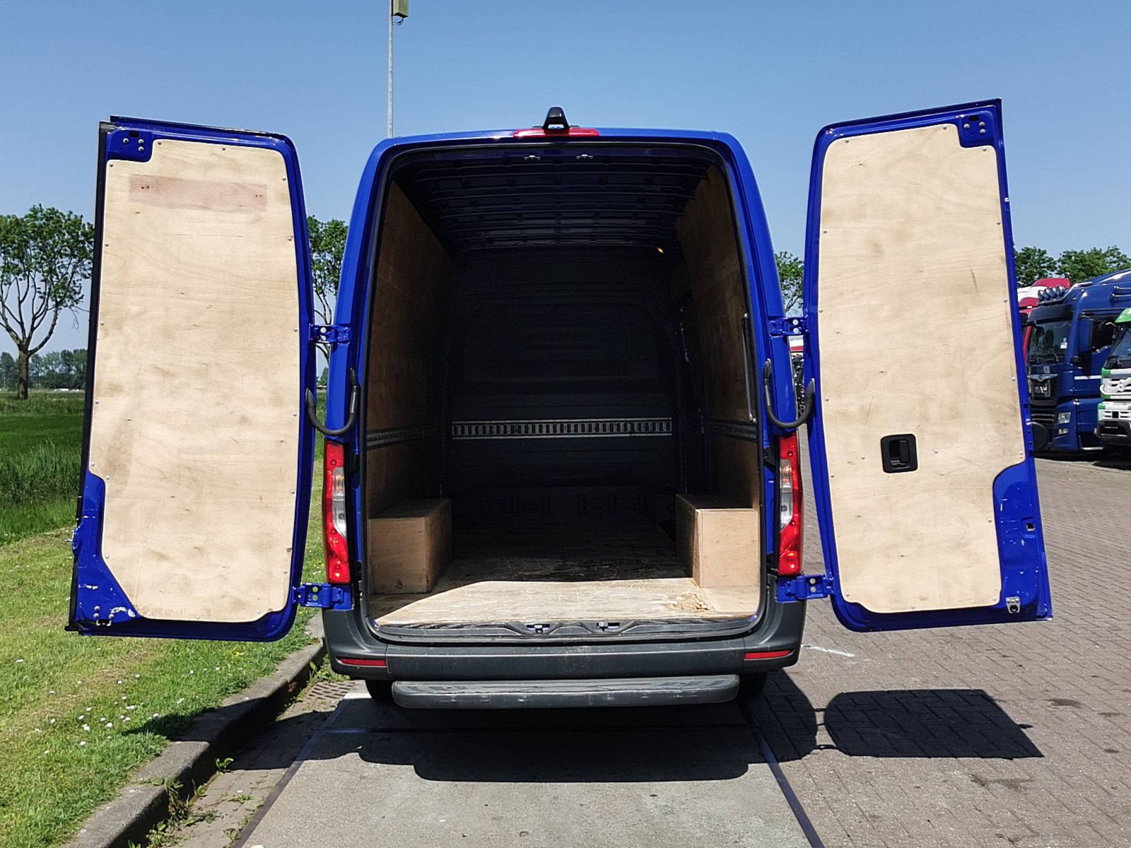 MERCEDES-BENZ SPRINTER 314 - Kleyn Vans MERCEDES-BENZ SPRINTER 314 - Kleyn Vans