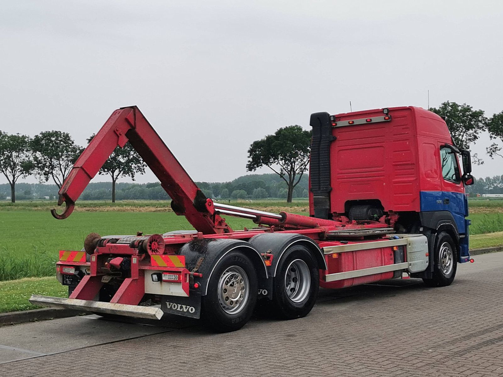 Volvo FMX 500 6x4 Three-Way Tipper Truck (2019) Exterior and