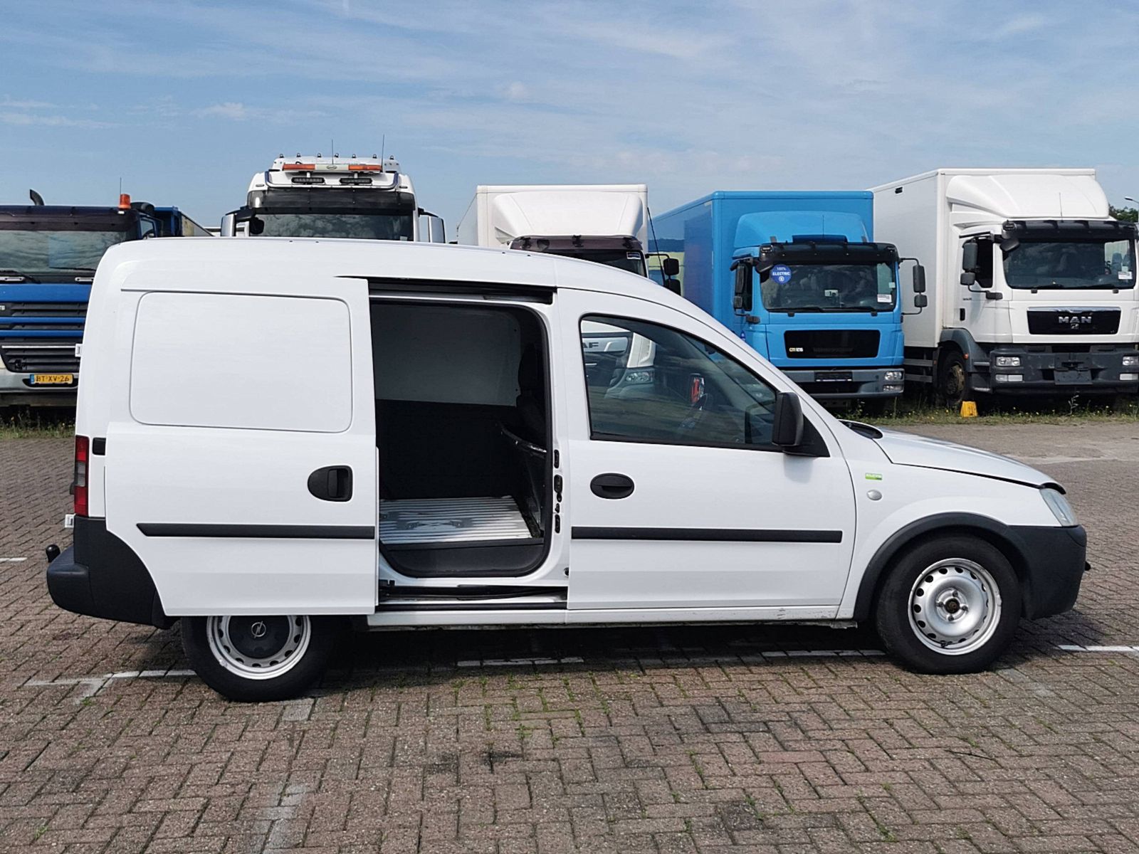 OPEL COMBO - Kleyn Vans