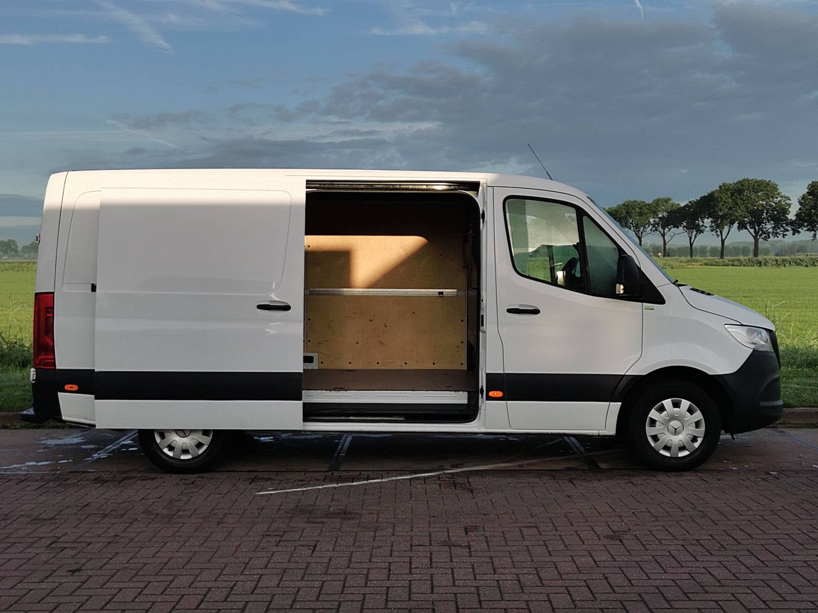 Swb Sprinter 315 MERCEDES-BENZ SPRINTER 315 - Kleyn Vans