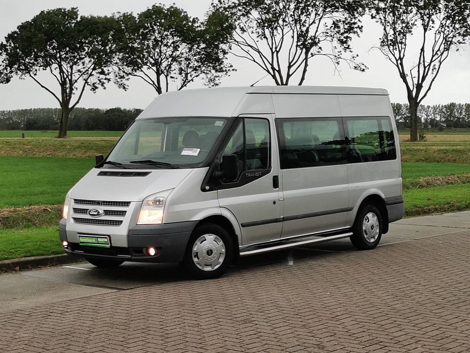 Ford Transit/Tourneo Road transport viehicle Kleinbus in Schweden zum  Verkauf – Truck1 Österreich