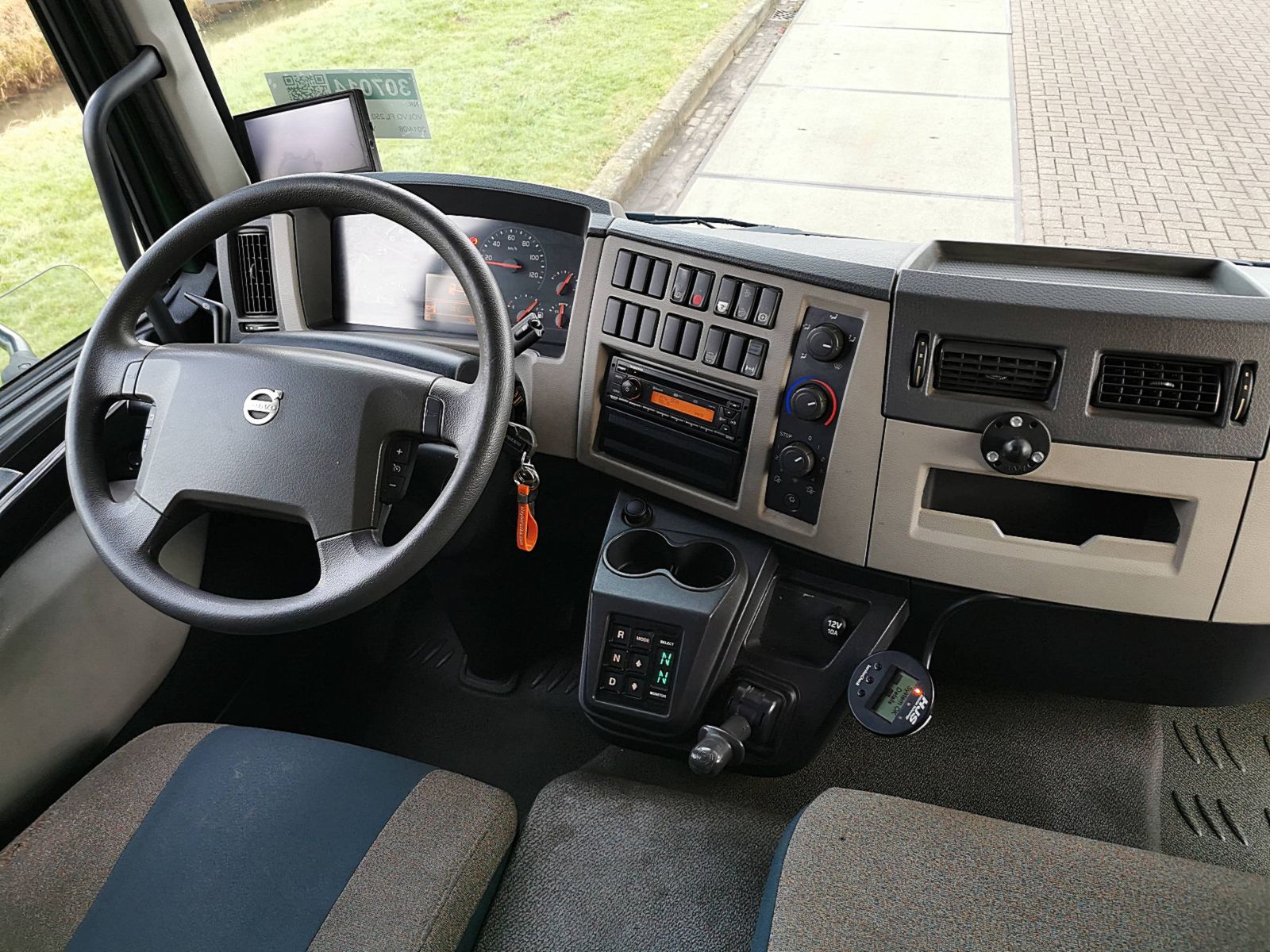 Vector Fl250 VOLVO FL 250.12 - Kleyn Trucks