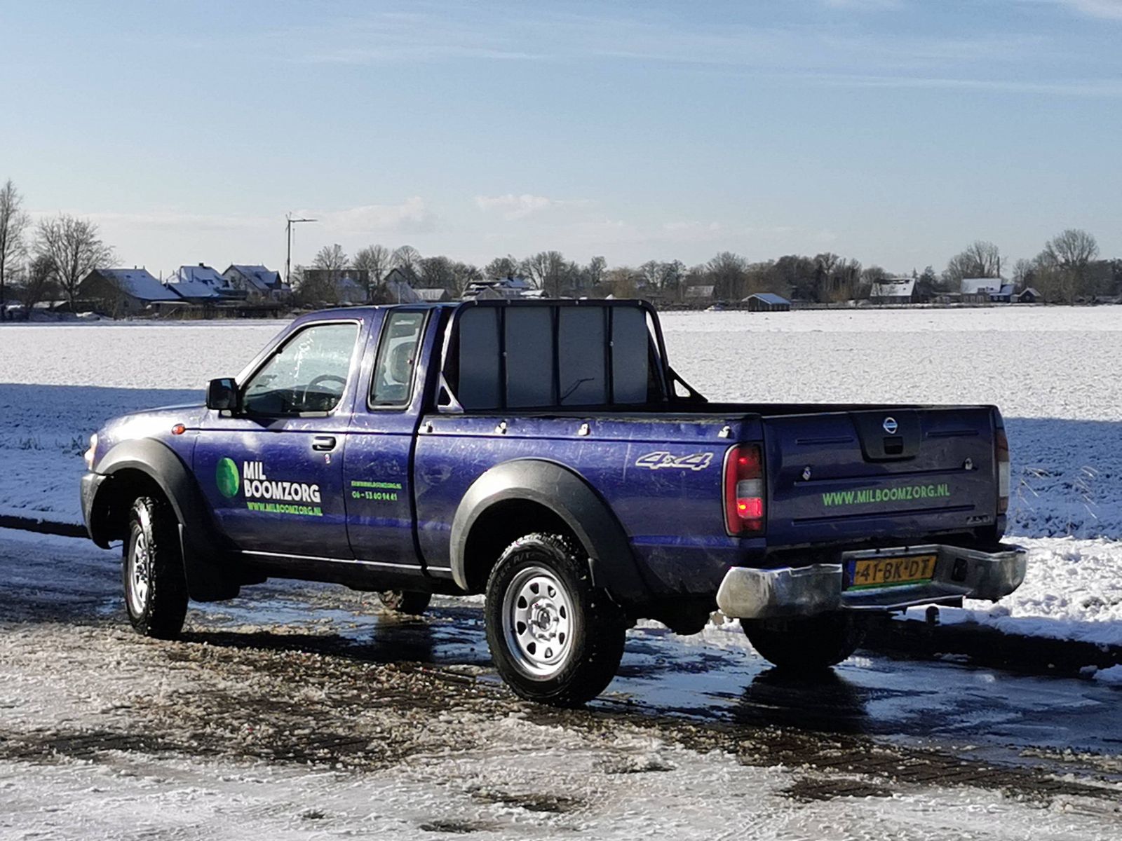 NISSAN KING CAB 2.5 DTI - Kleyn Vans